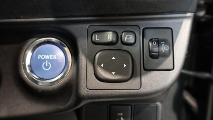 2015 Toyota Aqua S MODEL + PUSH START + REV CAMERA image 361324