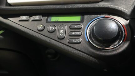 2012 Toyota Aqua S MODEL + PUSH BUTTON START + REVERSING CAMERA image 361911