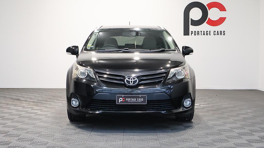2013 Toyota Avensis Wagon Li image 359794