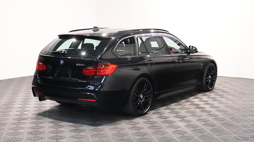 2013 BMW 320i Touring M Sports image 361856