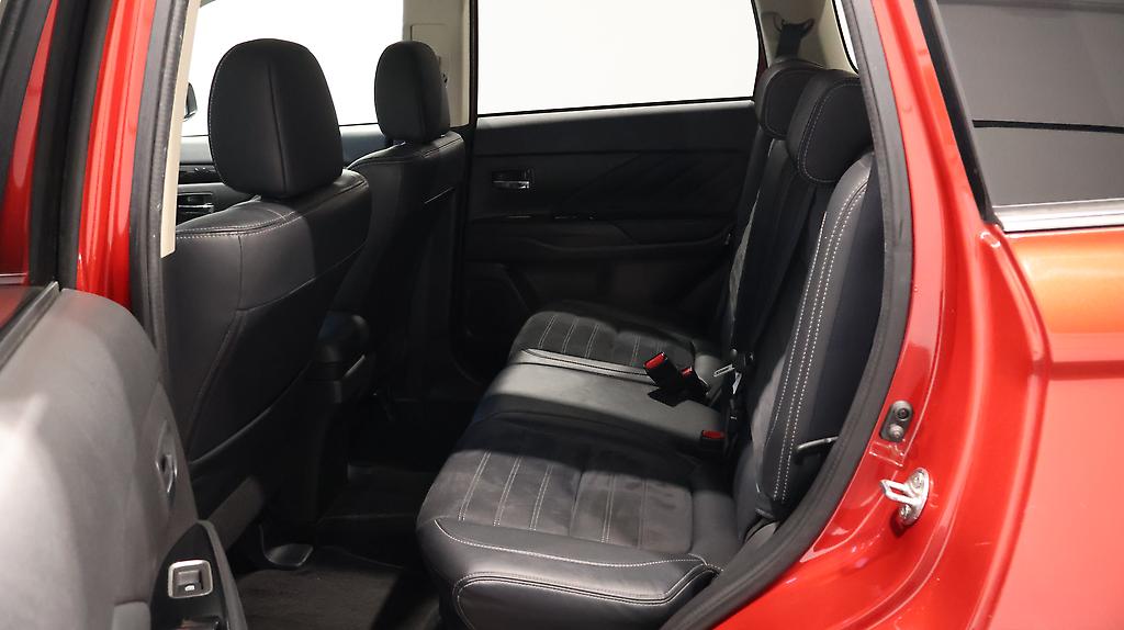 2015 Mitsubishi Outlander Phev image 360765