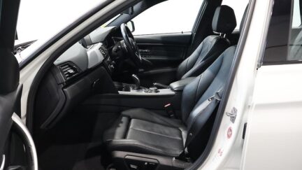 2013 BMW 3 Series image 362352