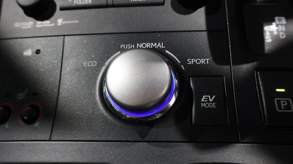 2012 Lexus CT200h Version C image 360484
