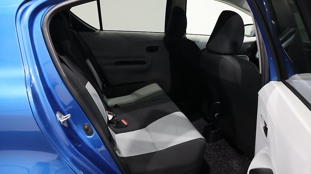 2013 Toyota Aqua S Model, Push Start, Reverse Camera image 358272
