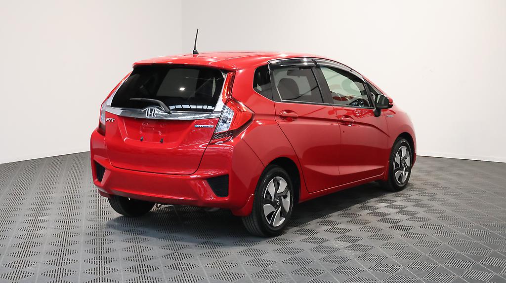 2014 Honda Fit Hybrid F-Package image 358509