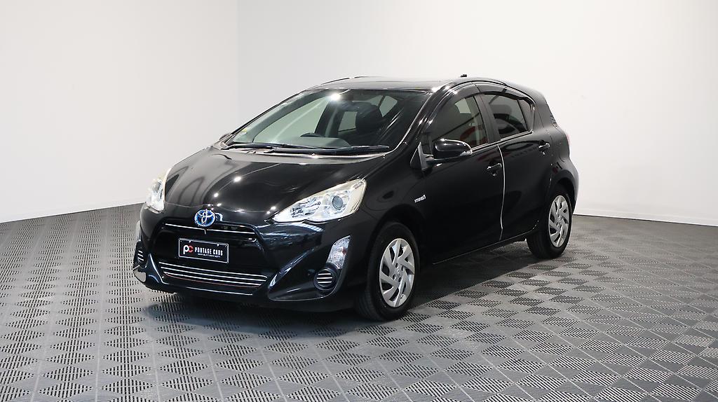 2015 Toyota Aqua S MODEL + PUSH START + REV CAMERA image 361308