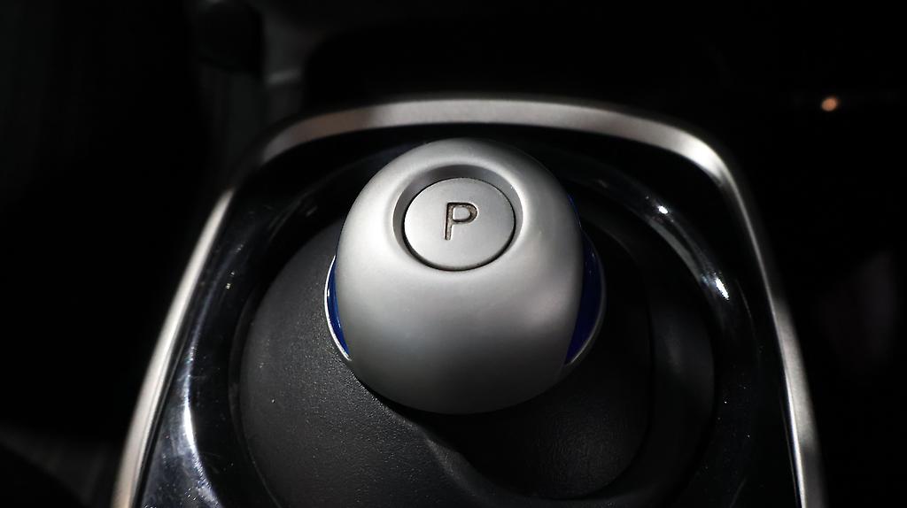 2017 Nissan Note e-Power X image 360021