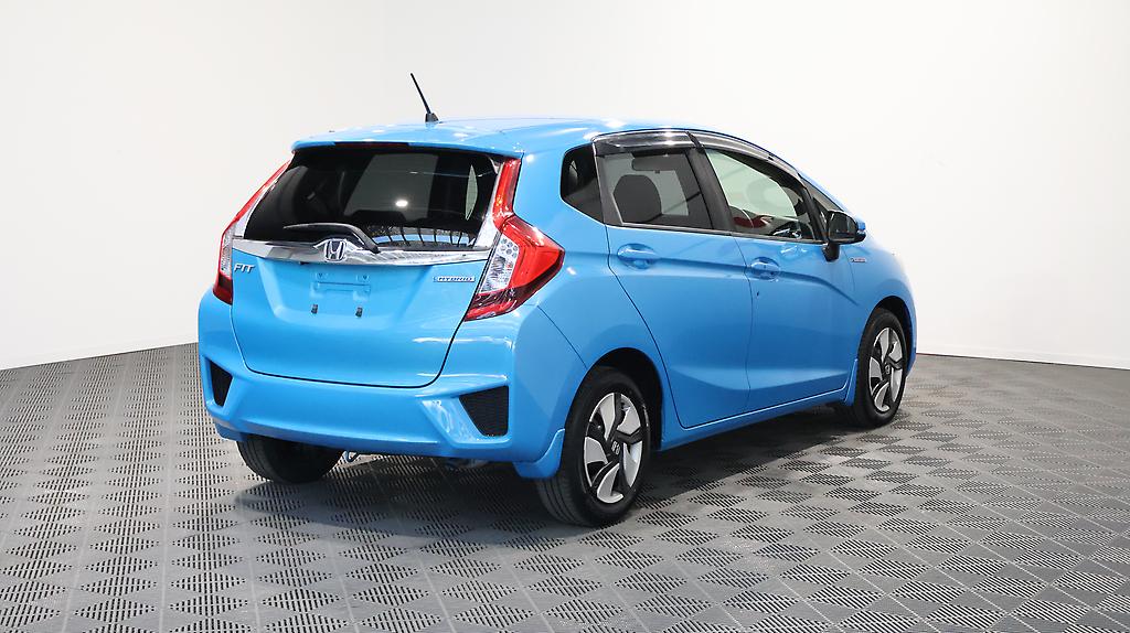 2013 Honda Fit Hybrid F-Package image 359702