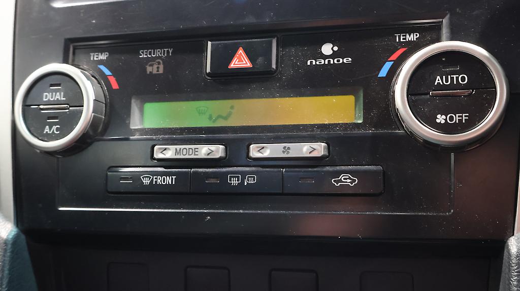 2012 Toyota Camry Hybrid G Package image 358990
