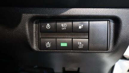 2018 Nissan Leaf X Pre-Crash and Cruise **84% SOH** image 361346