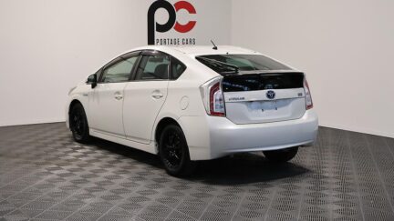 2013 Toyota Prius S MODEL + PUSH START + REVERSE CAMERA image 359816