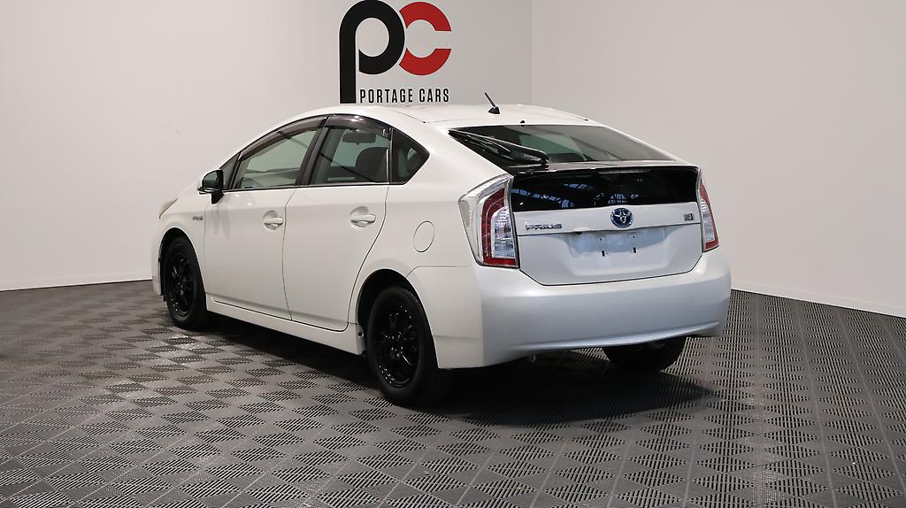 2013 Toyota Prius S MODEL + PUSH START + REVERSE CAMERA image 359816