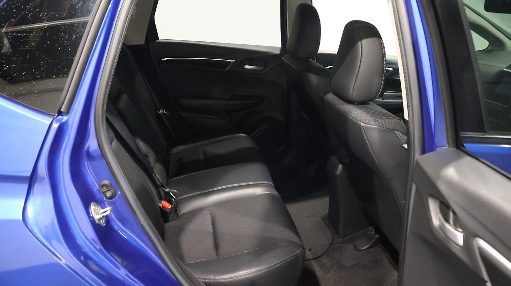 2015 Honda Fit Hybrid L-Package image 362512