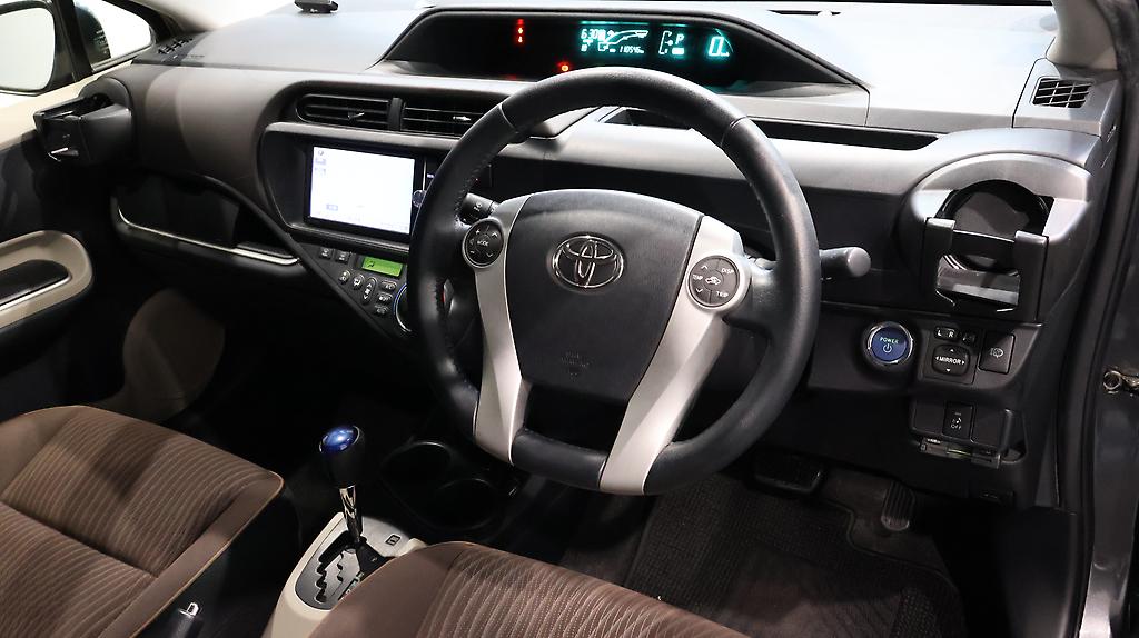 2013 Toyota Aqua Hybrid G Model image 359251