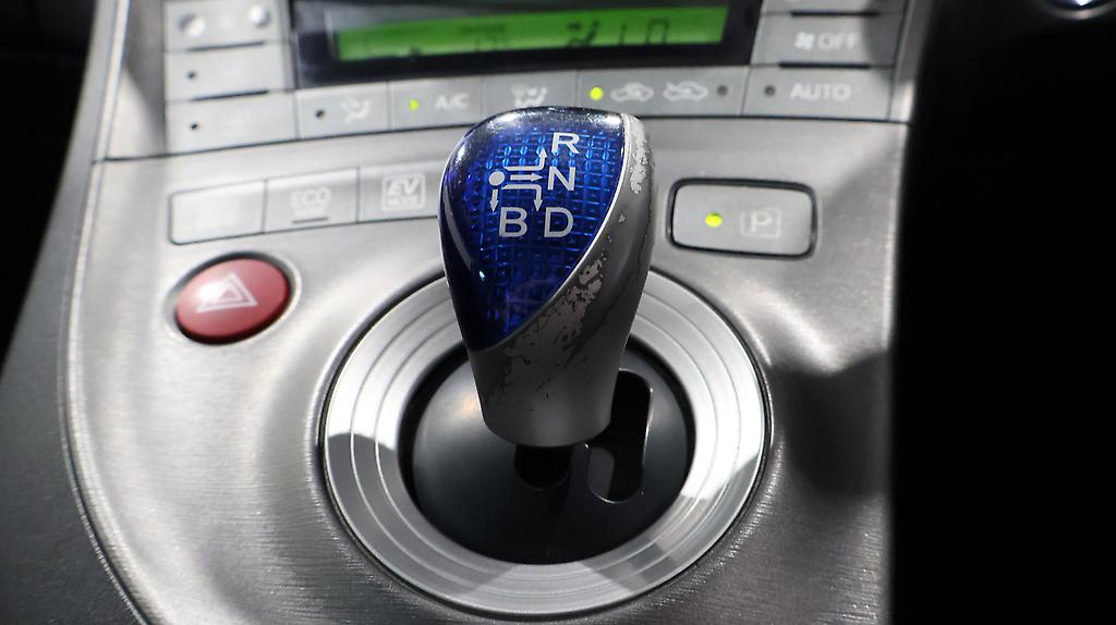 2012 Toyota Prius S MODEL + PUSH BUTTON START image 360535