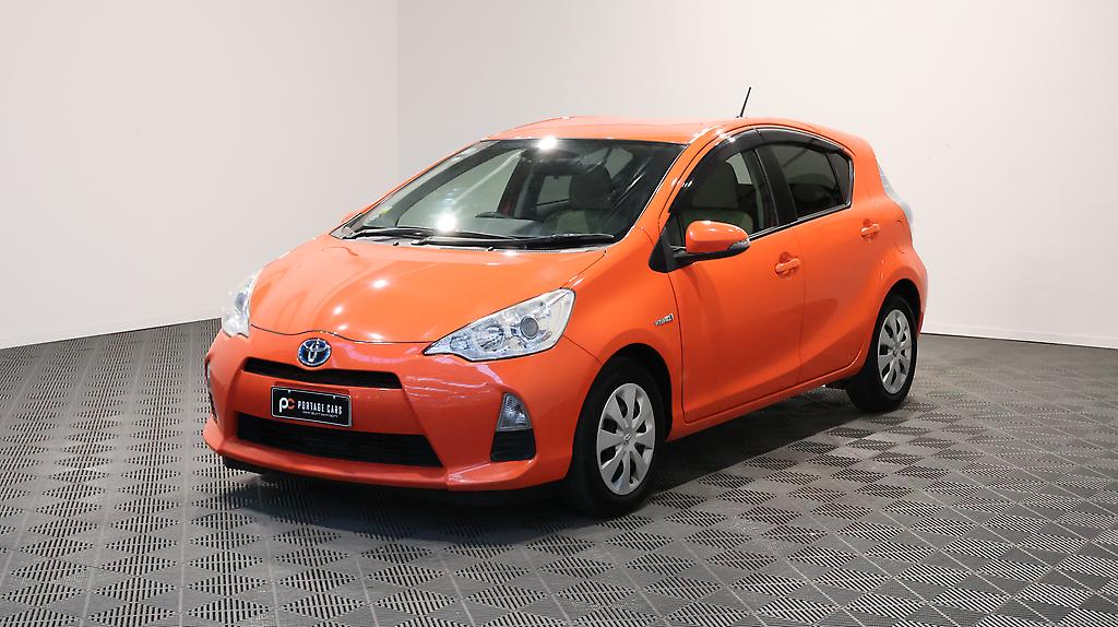 2013 Toyota Aqua S MODEL + PUSH START + REVERSE CAMERA image 359440