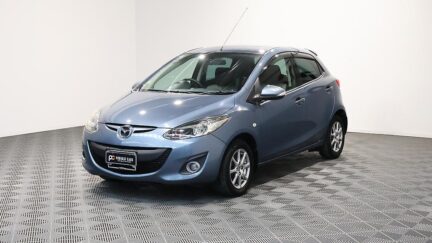 2013 Mazda Demio 13-Skyactiv image 360585