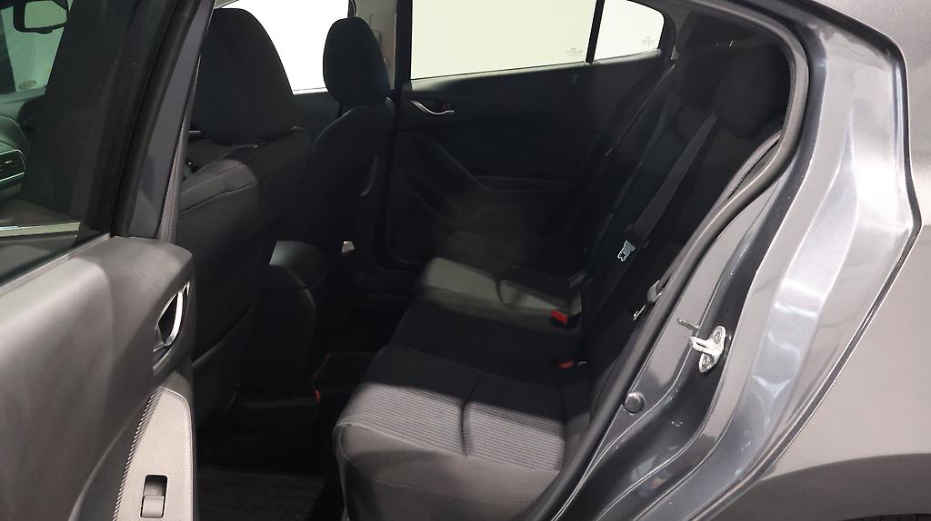 2014 Mazda Axela Sports 20S Touring image 360454