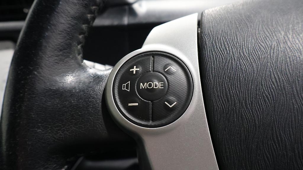 2013 Toyota Aqua G Black Soft Leather image 358569