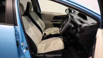 2014 Toyota Aqua S Model, Push Start, Reverse Camera image 358230
