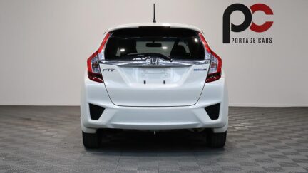2014 Honda Fit Hybrid F-Package image 360076