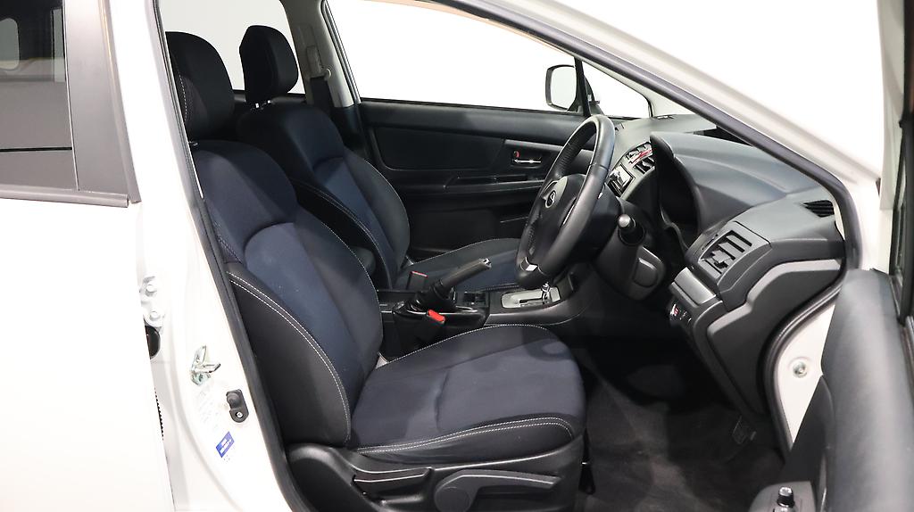 2014 Subaru Impreza Sport 1.6i-L image 359049