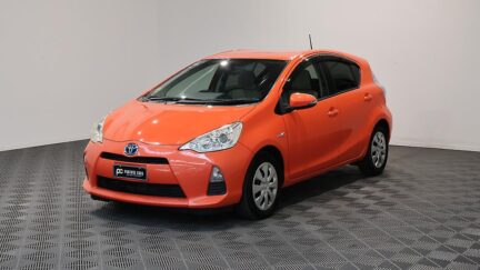 2012 Toyota Aqua S MODEL + PUSH START + REVERSE CAMERA image 360029