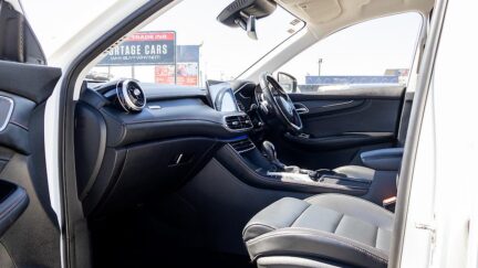 2022 MG HS 2.0PT/4WD/6AT EXCITE NZ NEW image 360662