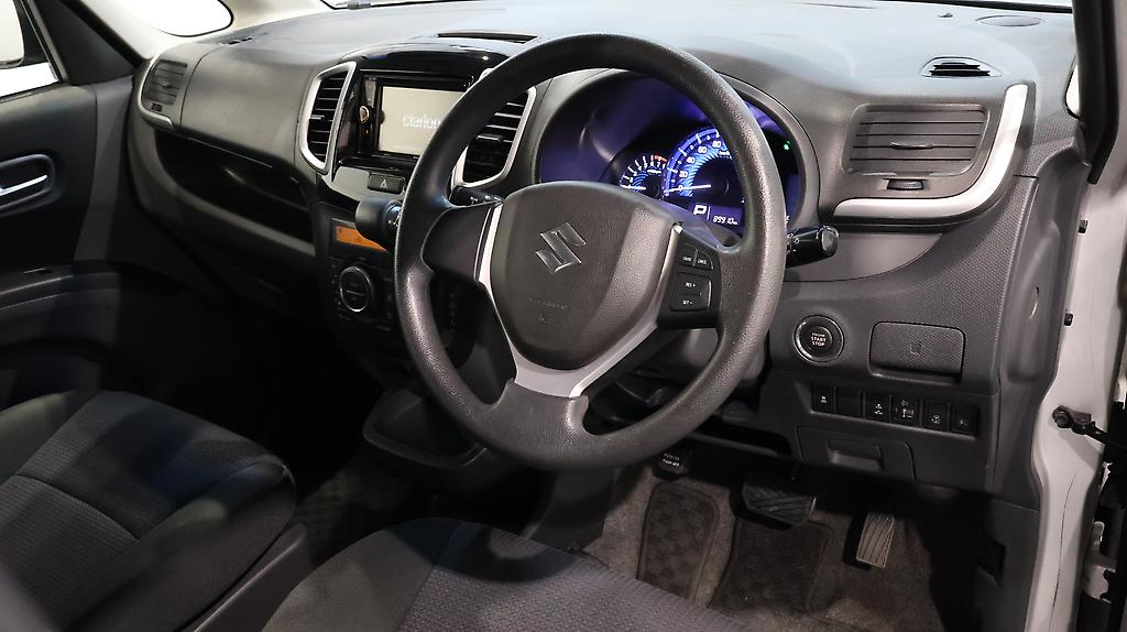 2015 Suzuki Solio X – PUSH BUTTON START, CRUISE CONTROL image 358628