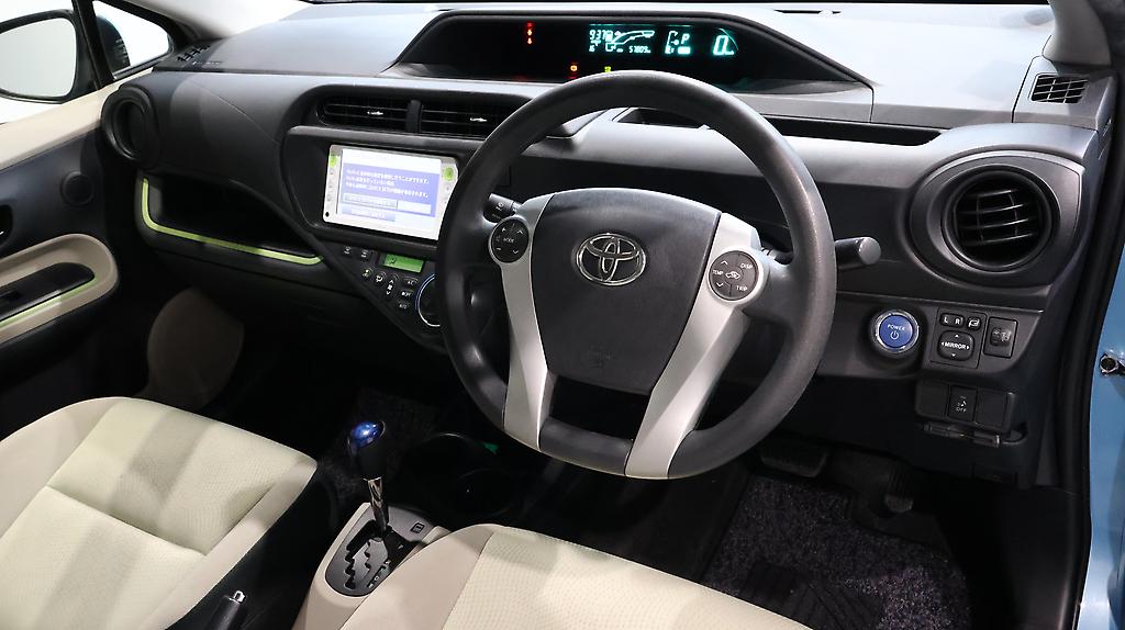 2012 Toyota Aqua S MODEL + PUSH BUTTON START + REVERSING CAMERA image 361908