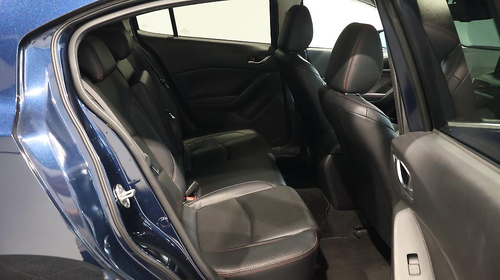 2016 Mazda Axela Sports 20S Touring L-Package image 360787