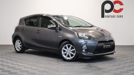 2013 Toyota Aqua Hybrid G Model image 359239