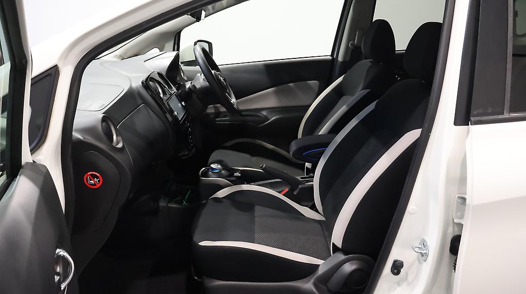 2017 Nissan Note e-Power X image 359554