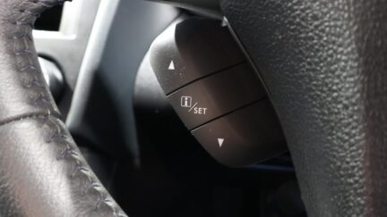2014 Subaru Impreza Sport 1.6i-L image 359056