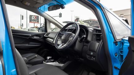 2014 Honda Fit F-Package Push start Cruise control image 358496