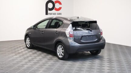 2013 Toyota Aqua Hybrid G Model image 359242