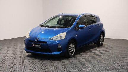 2013 Toyota Aqua S Model, Push Start, Reverse Camera image 358265