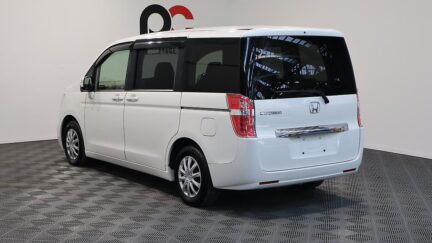2012 Honda Step Wagon G Inter Navi E Selection image 361415