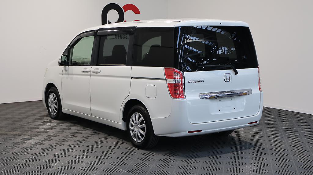 2012 Honda Step Wagon G Inter Navi E Selection image 361415