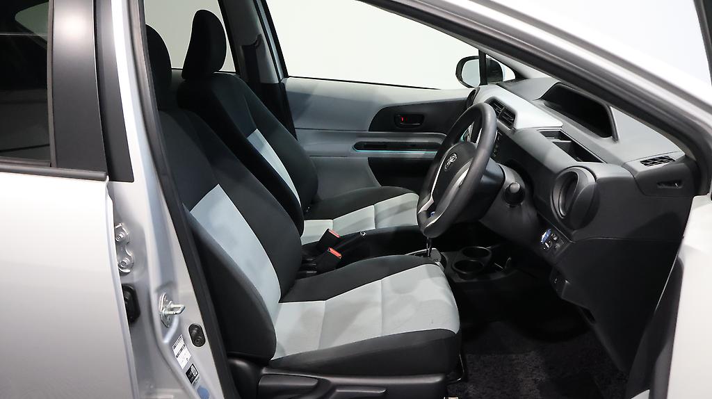 2013 Toyota Aqua image 359537