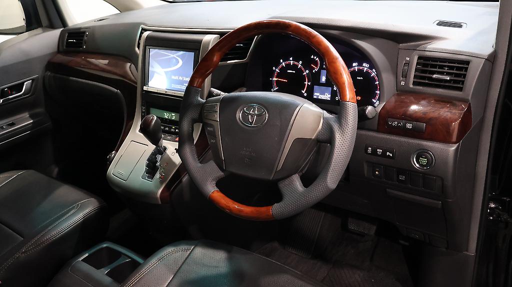 2012 Toyota Alphard 240S image 358692