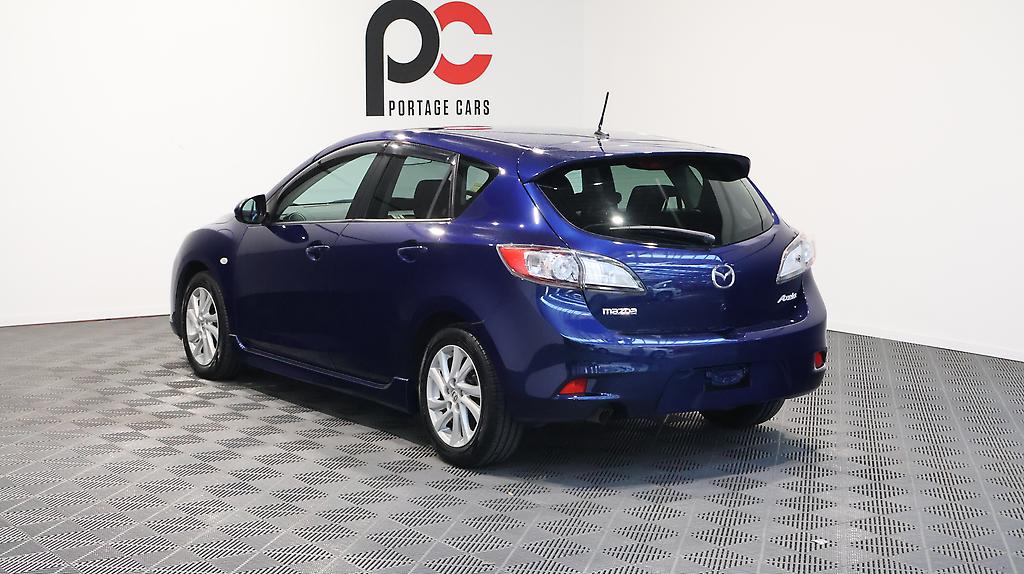2012 Mazda Axela Sports 15S **Low KMS** image 358246