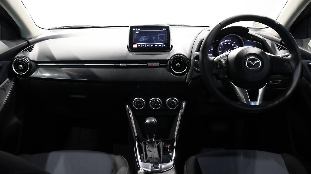 2014 Mazda Demio 13S  + REVERSE CAMERA image 360880