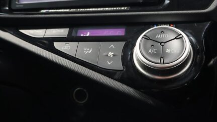 2015 Toyota Aqua S MODEL + PUSH BUTTON START + REVERSING CAMERA image 361844