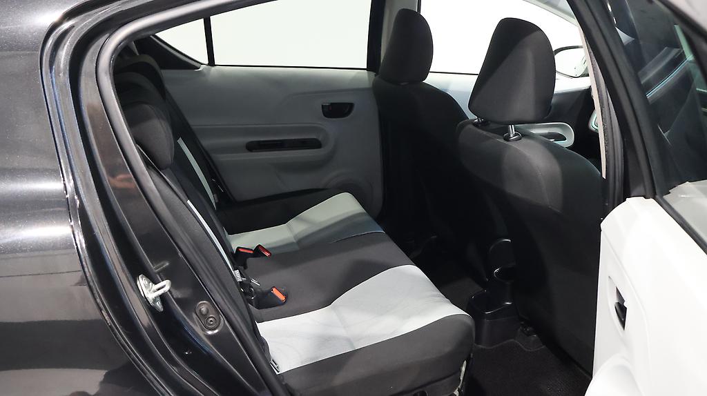 2012 Toyota Aqua S MODEL image 361999