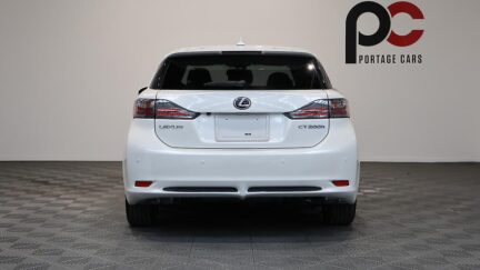 2012 Lexus CT 200h Version C image 361924
