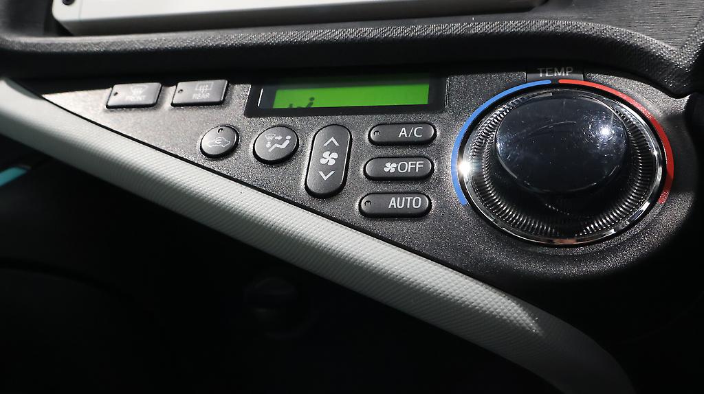 2012 Toyota Aqua S MODEL + PUSH START image 359097