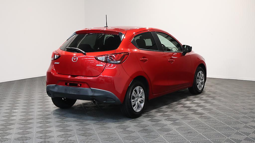 2014 Mazda Demio 13S + Push Start image 360234