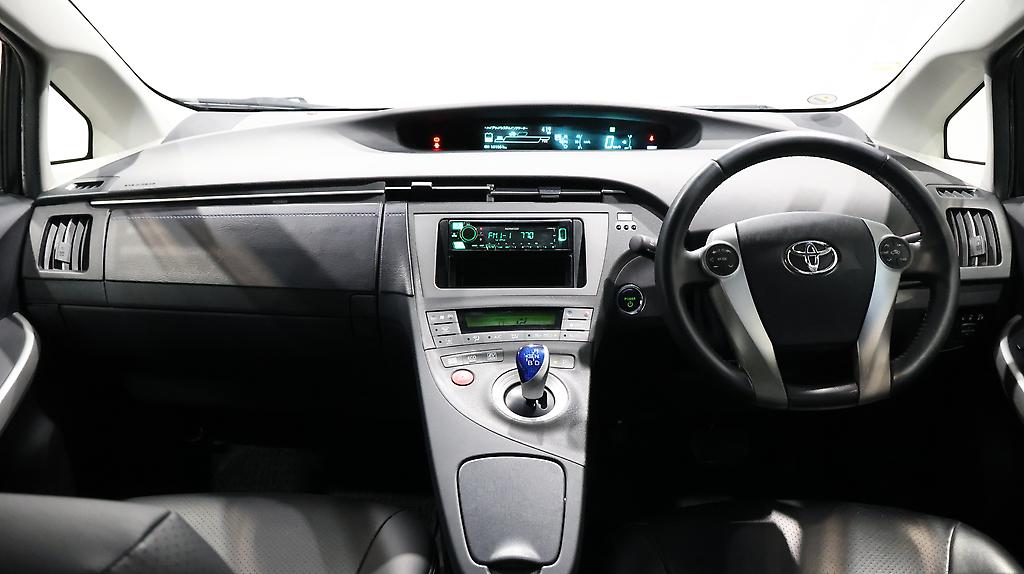 2012 Toyota Prius S Model + Push Button Start image 361665