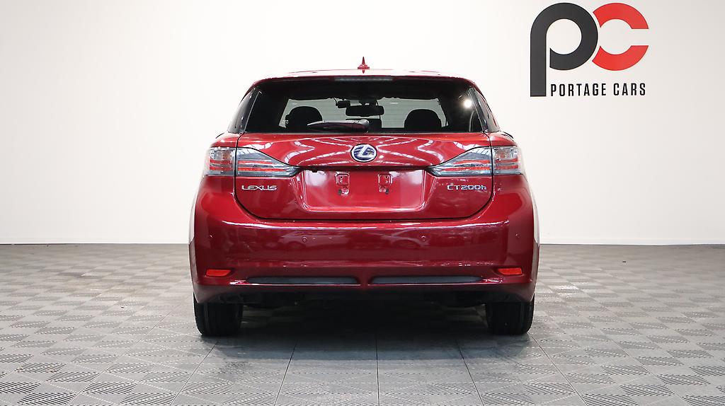 2012 Lexus CT200h Version C image 360473
